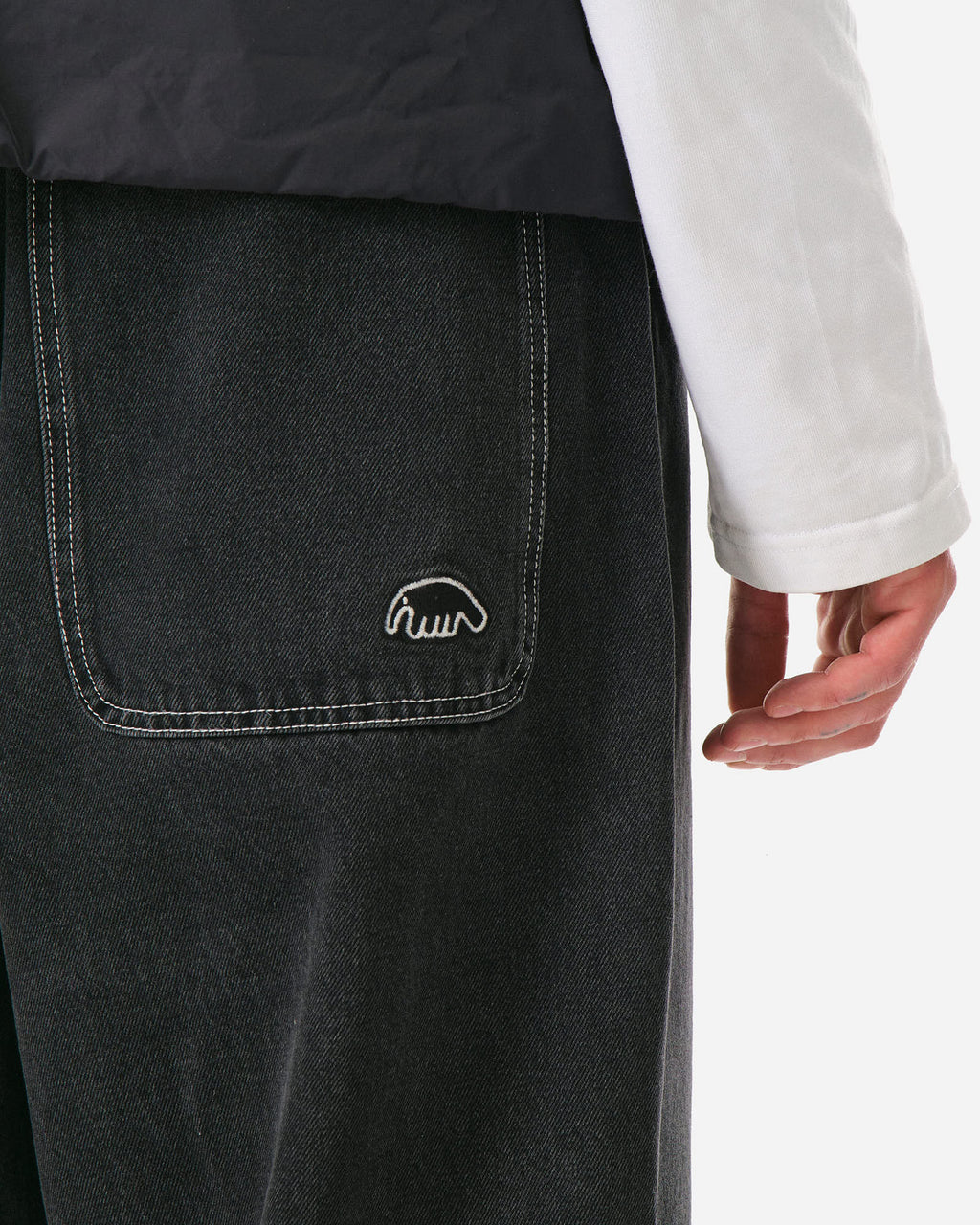 Anteater Simple Baggy Jeans