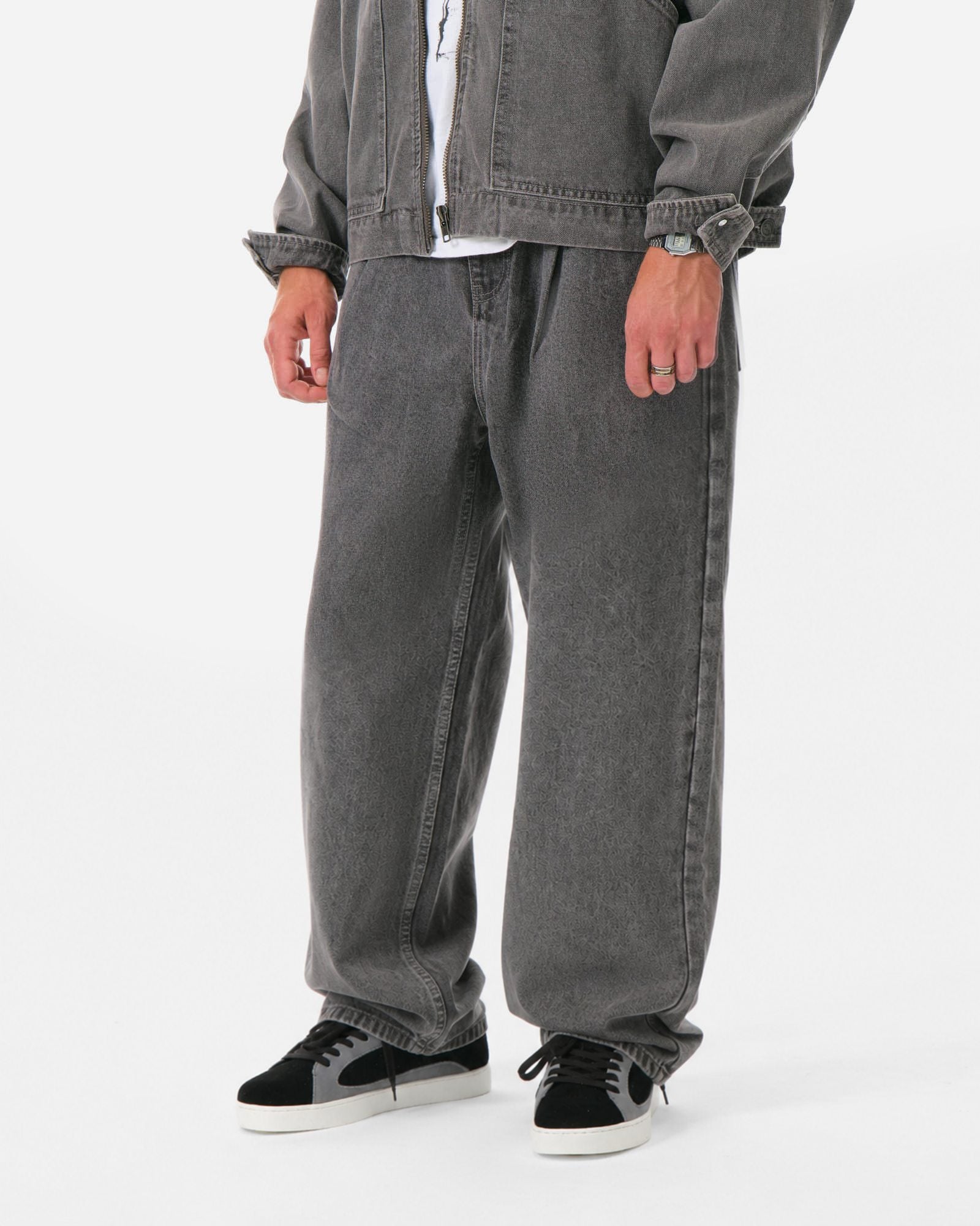 Anteater Loose Jeans